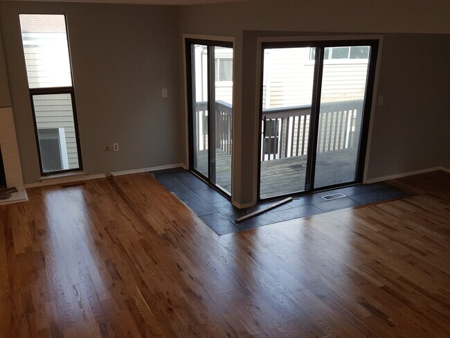 Building Photo - 94 Monticello Dr