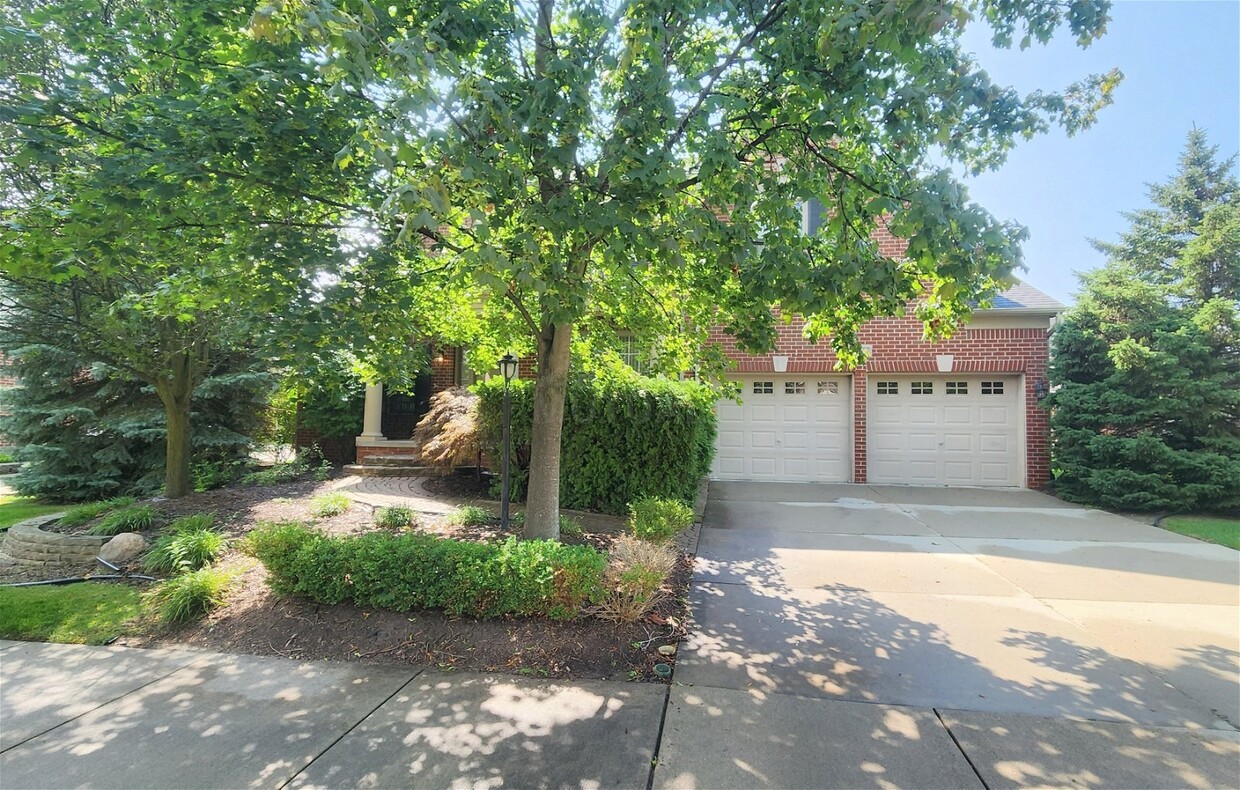 Primary Photo - 29157 Hemingway Dr