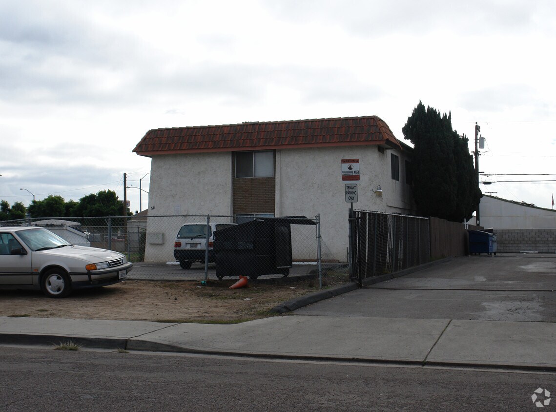 Building Photo - 311 Zenith St