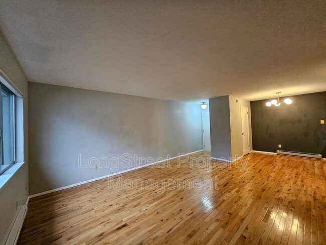 Foto del edificio - 4602 NE Broadway