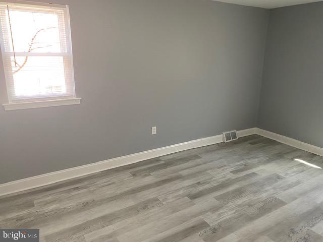 Building Photo - 4249 Lyman Dr