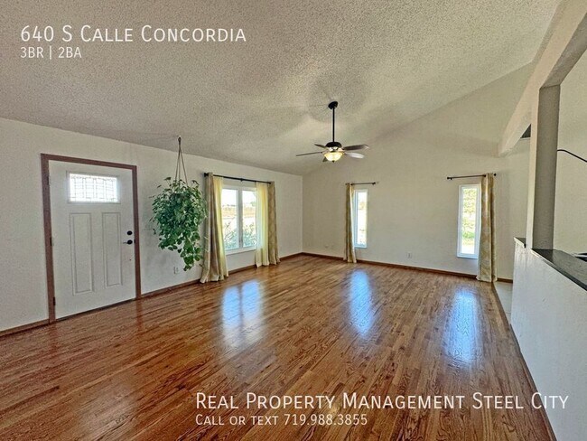 Building Photo - Welcome to Your Dream Home!