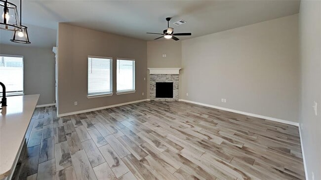 Building Photo - 9113 Poppey Pl