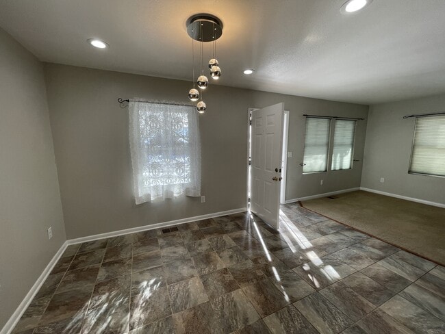 Foto del edificio - 10689 W 13th Ave