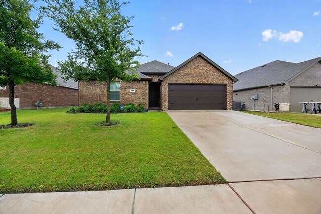 Building Photo - Beautiful Open-Concept Home with Washer/Dryer Included & Private Yard in Princeton