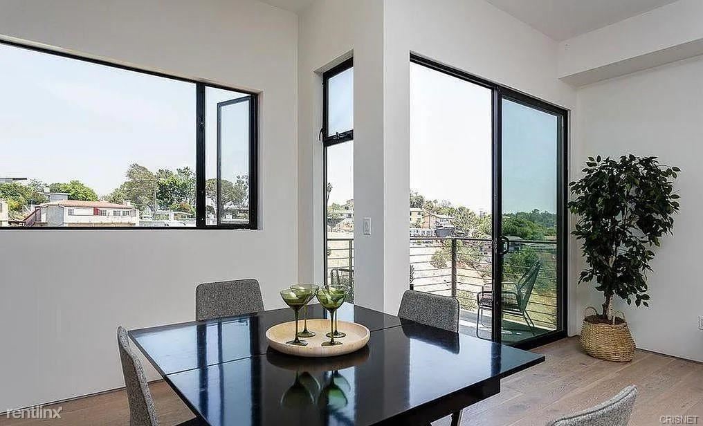 Foto principal - 3 br, 4 bath House - 3766 Brilliant Dr