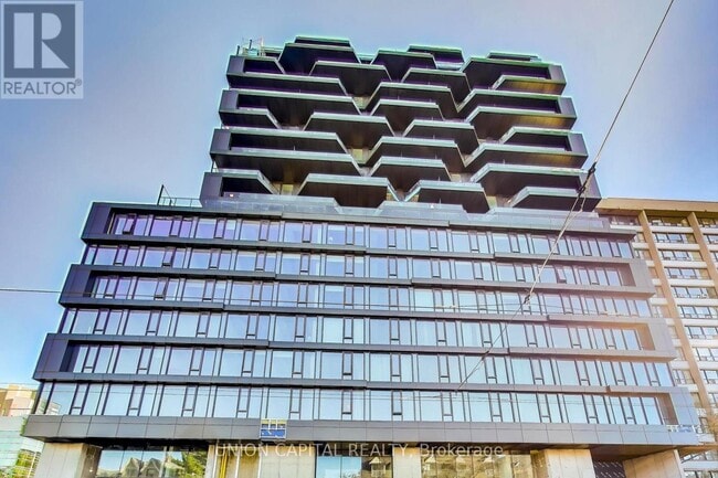 Building Photo - 195 McCaul St