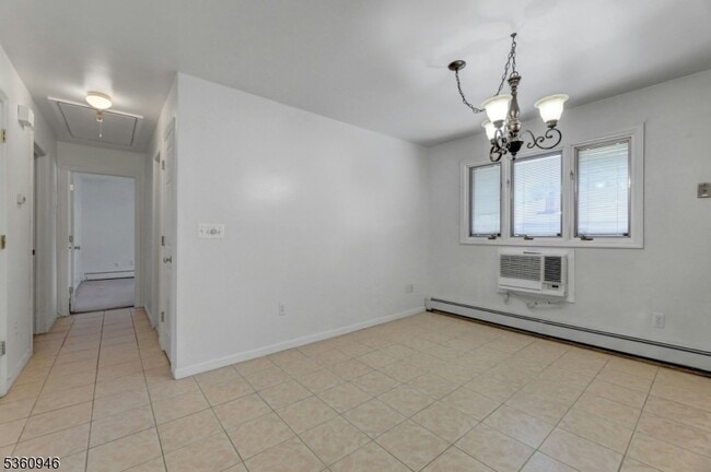 Building Photo - 178 Haverhill Ave