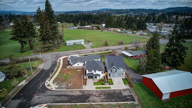 Building Photo - 14625 Oregon Iris Way