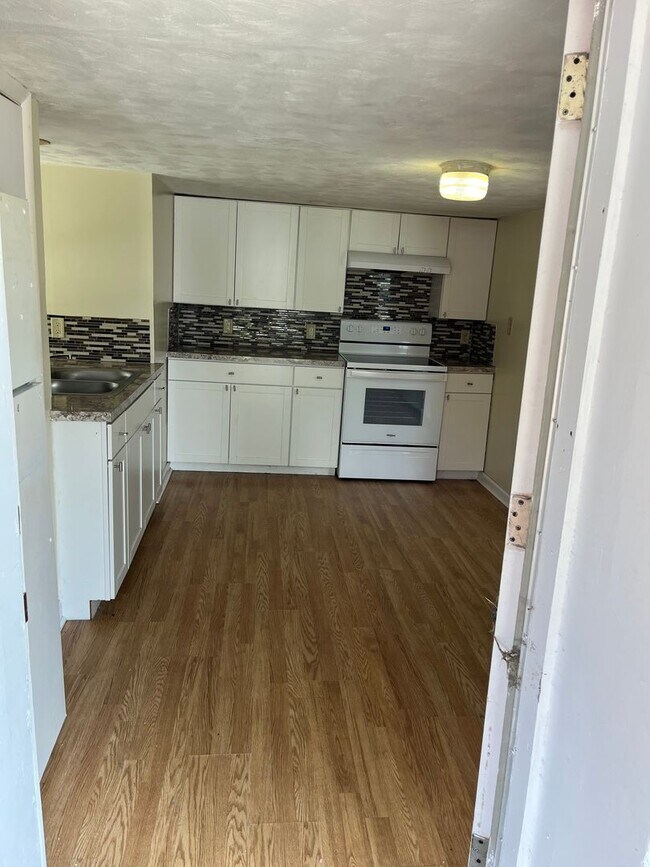 85 Coldspring Rd Unit 8 Coldspring, Fayetteville, PA 17222 Room for