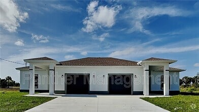 Building Photo - 2428 Ted Ave S