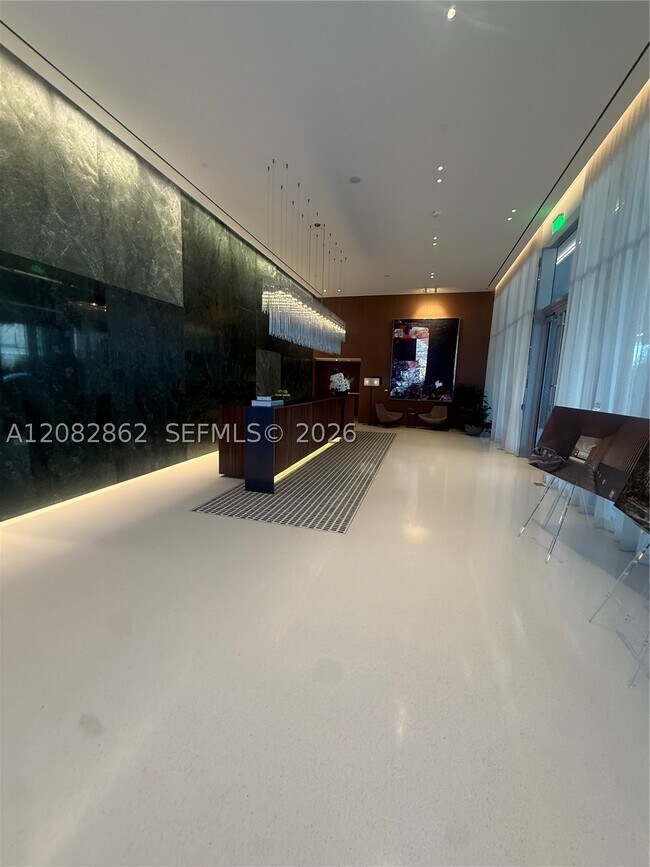 Building Photo - 1400 Biscayne Blvd