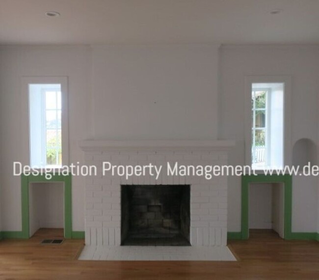 Building Photo - 327 Livermore Terrace