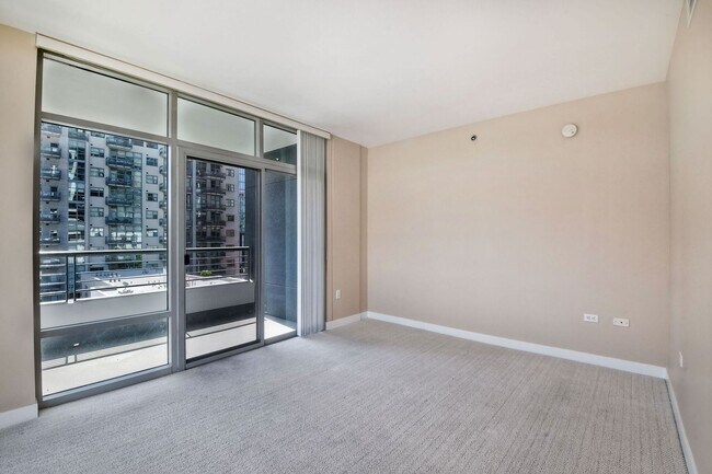 Foto del edificio - Condo - Heart of Downtown San Diego