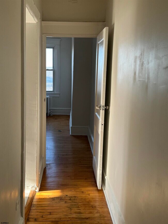 Building Photo - 4801 Ventnor Ave