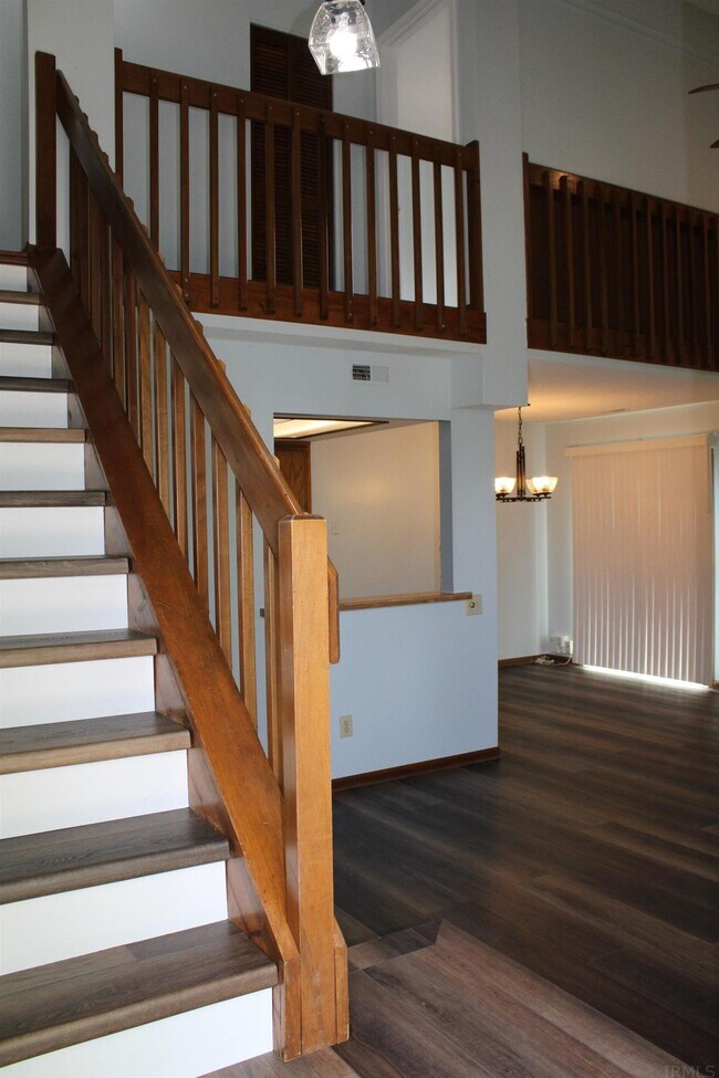 6034 Sawmill Woods Dr, Fort Wayne, IN 46835 Condo for Rent in Fort Wayne, IN