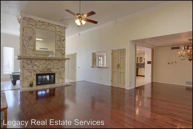 Building Photo - 1201 Cerrito Bonito Ln