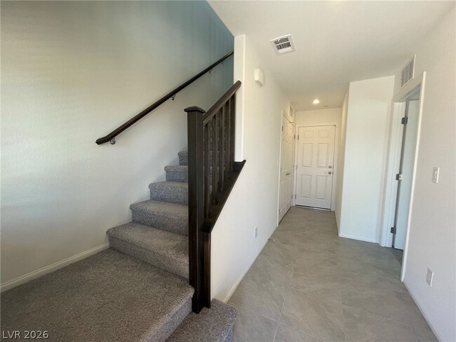 Building Photo - 626 Sedum Ave.
