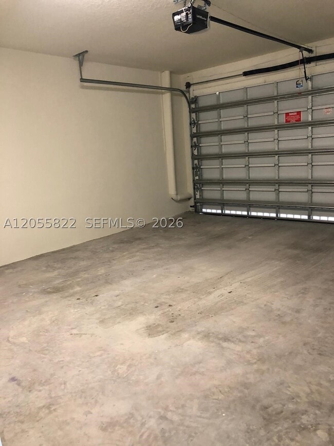 Building Photo - 10309 NW 66th St