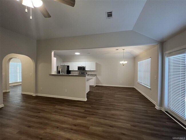 Foto del edificio - 211 Dawsons Ml Wy