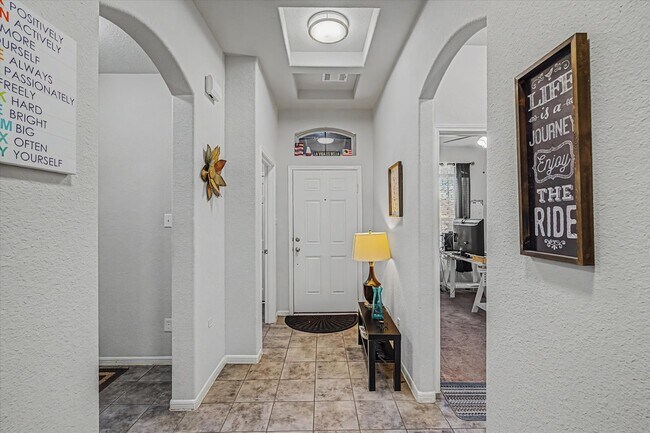 Foto del edificio - 16534 Twinwalker Drive