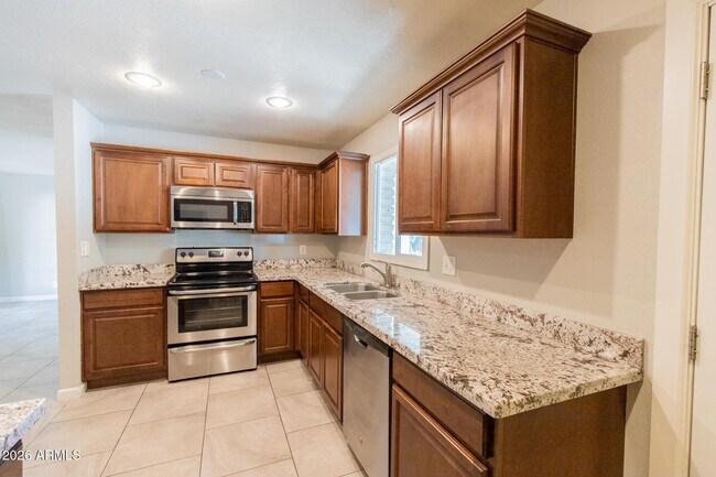 Foto del edificio - 1620 S Hardy Dr