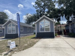 Building Photo - 36010 Sand Rd