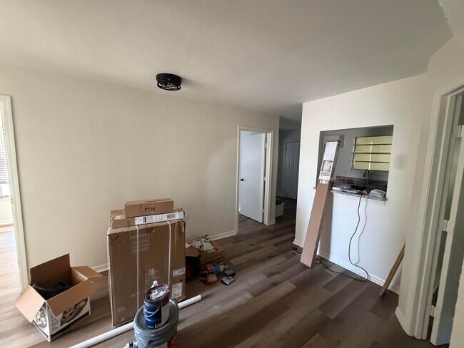 Foto del edificio - 1215 NW 6th Pl