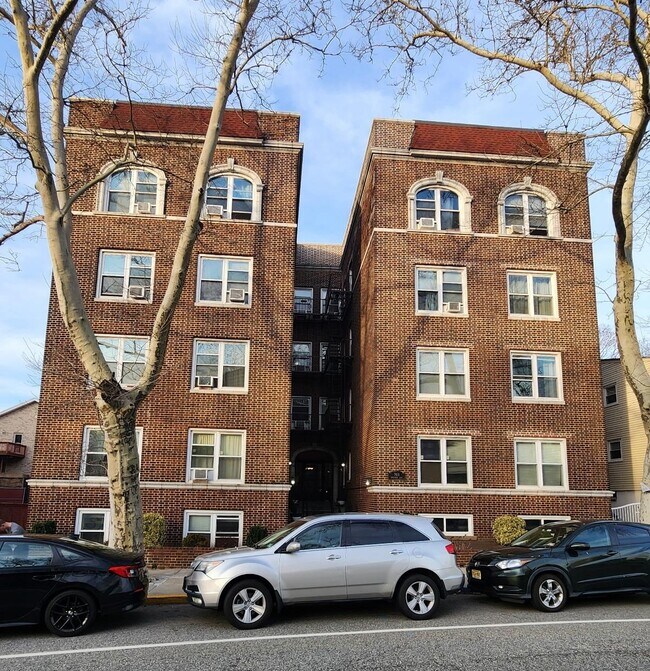 Foto del edificio - 7411 JFK Blvd E