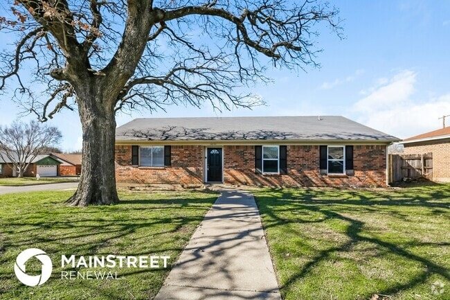 Building Photo - 6230 Hott Springs Dr