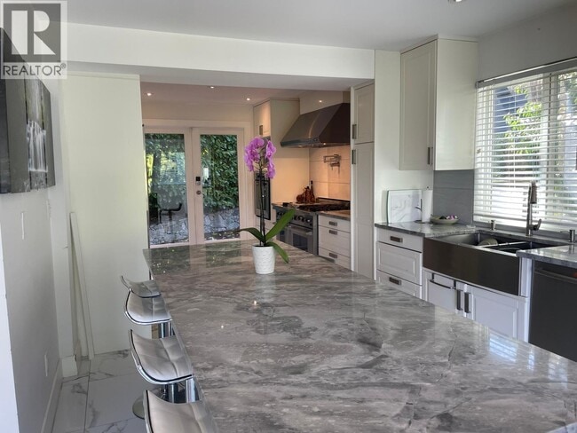 Building Photo - 6446 Marine Dr