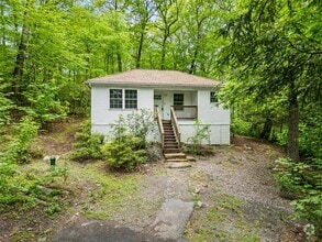 Building Photo - 333 Wixon Pond Rd