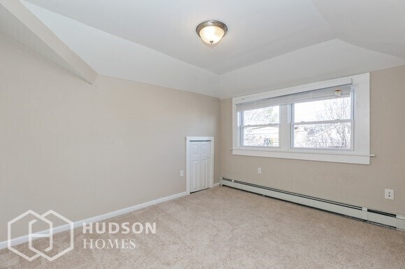 Building Photo - 386 Kennedy Dr