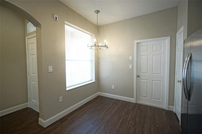 Building Photo - 4146 Bismarck Palm Dr