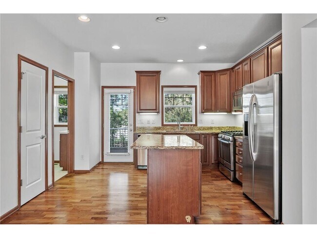 Foto del edificio - 2102 Cedar Grove Trail