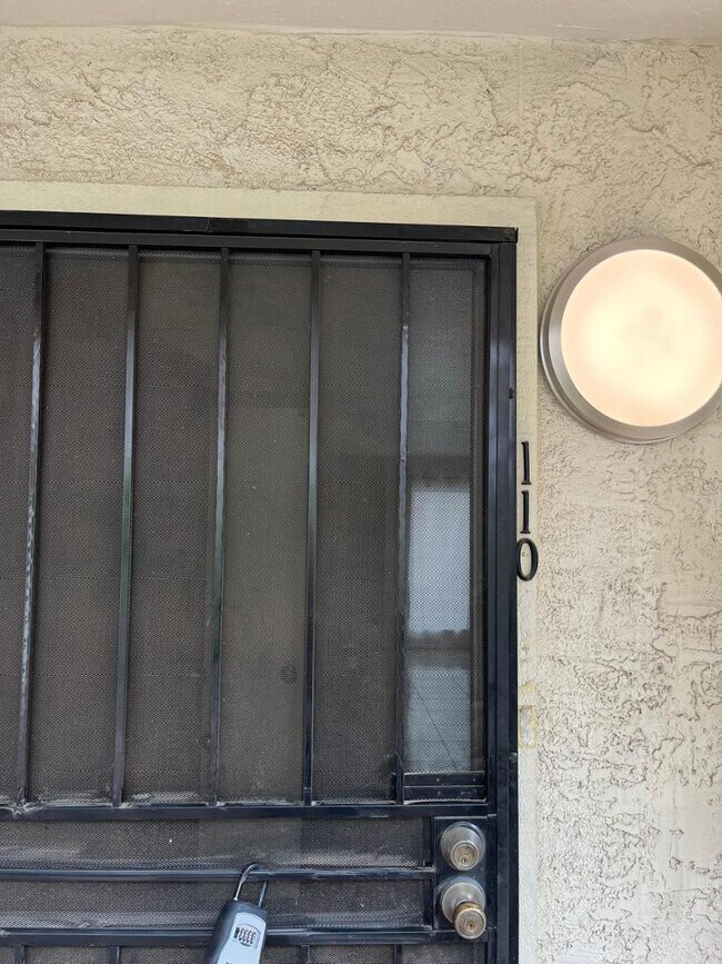 Foto del edificio - 3119 W Cochise Dr