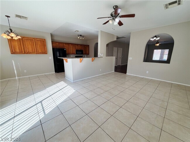 Foto del edificio - 8129 Woodland Prairie Ave