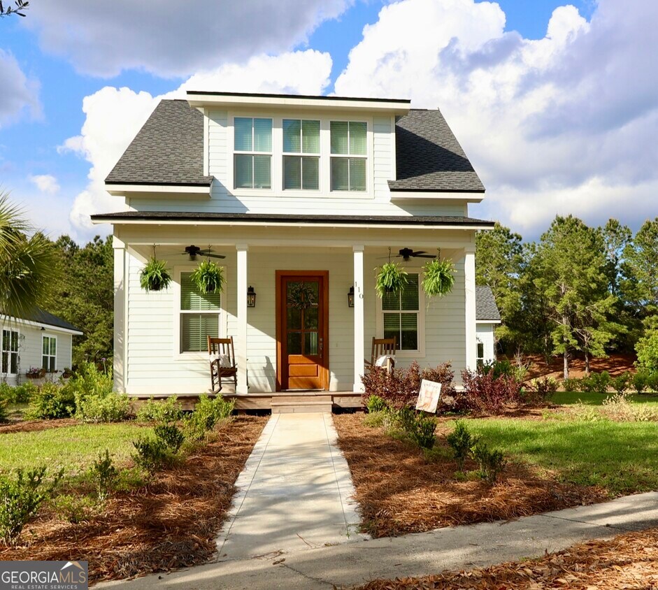 Primary Photo - 110 Hamlet Cir