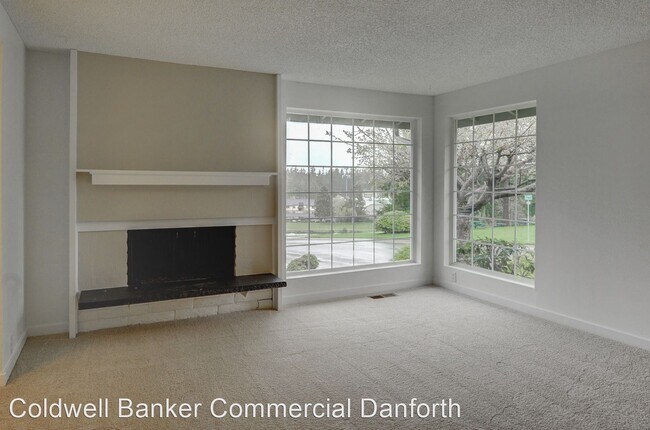 Building Photo - 4 br, 2.5 bath House - 12806 NE 142nd Place