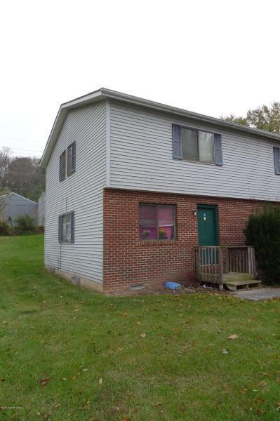Primary Photo - Radford, 3 BR / 2 BA