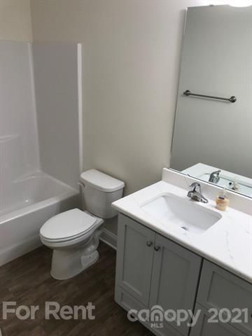 Foto del edificio - 716 Catawba St