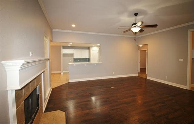 Building Photo - 600 Bretts Way