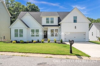 Building Photo - 713 Rockcliff St