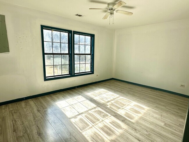 Foto del edificio - 311 9th Ave