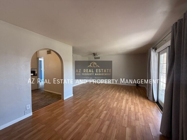 Photo - 1725 S Farmer Ave House