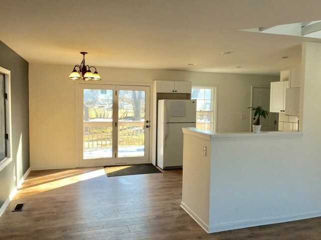 Building Photo - 2939 Everglade Ave