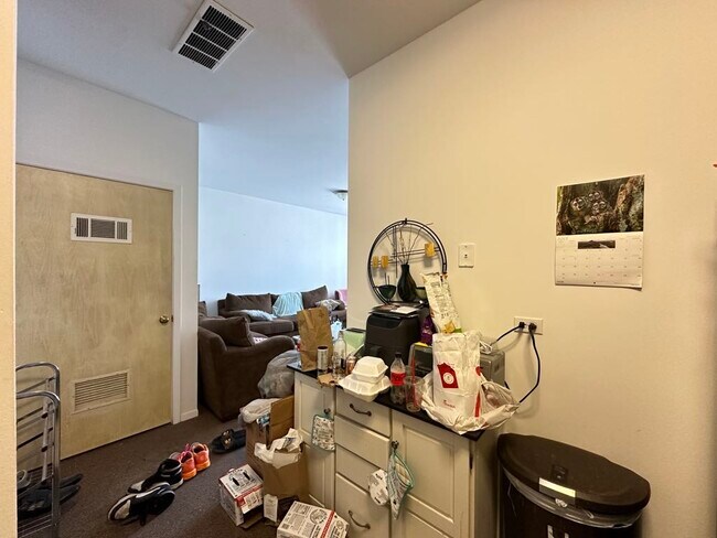 Foto del edificio - 3037 N Clark St