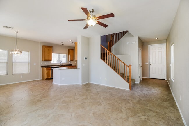 Building Photo - 40275 W Helen Ct