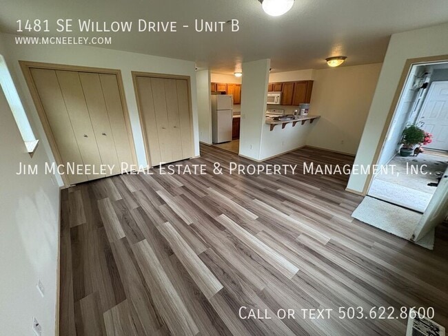 Foto del edificio - 1481 SE Willow Dr