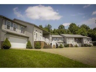 Foto principal - Towpath Townhouses